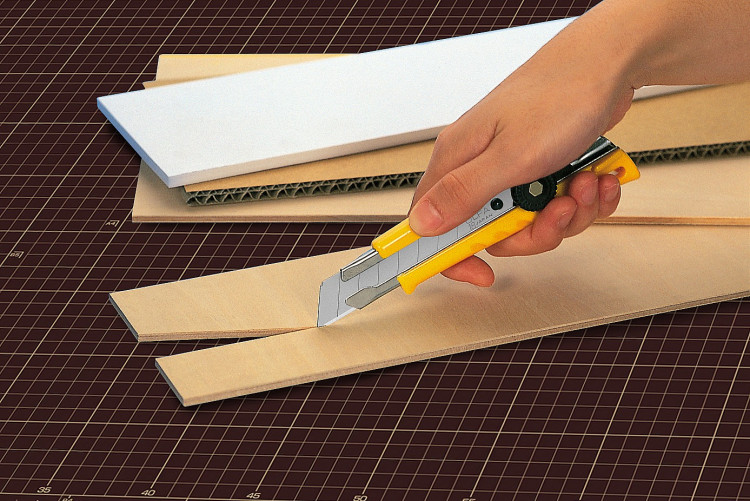 Нож с сегментированным лезвием OLFA OL-L-1