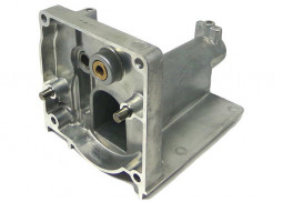 Крышка корпуса редуктора MAKITA 151739-9