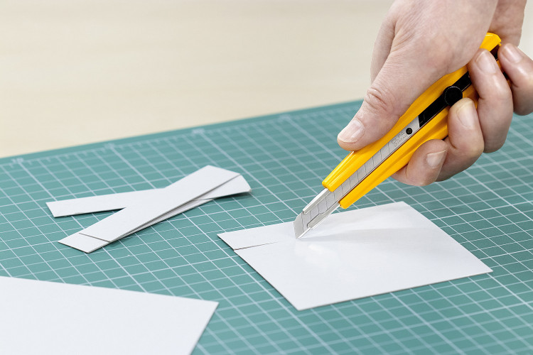 Нож с сегментированным лезвием OLFA OL-300