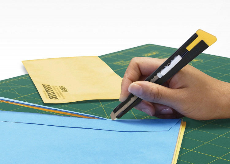 Нож с сегментированным лезвием OLFA OL-180-BLACK