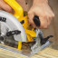 Дисковая пила DeWALT DWE575K