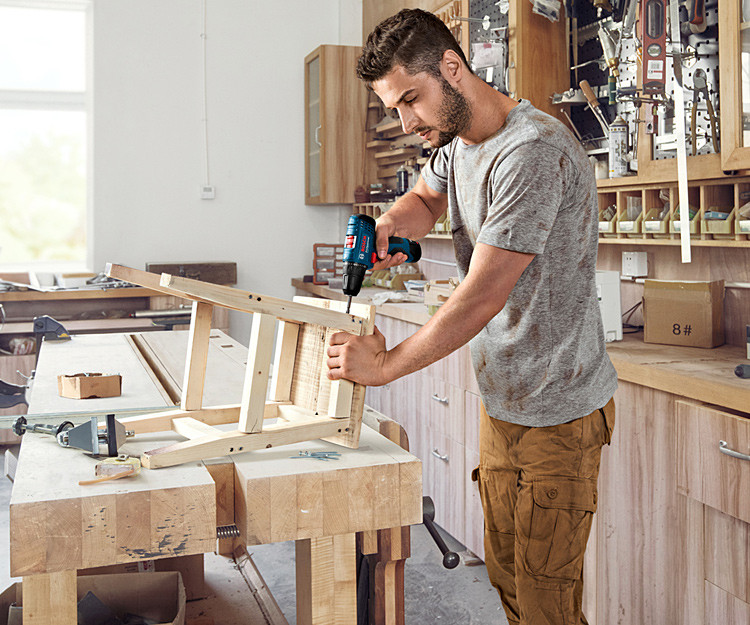 Аккумуляторный шуруповерт BOSCH GSB 120-LI (2.0 Ah)