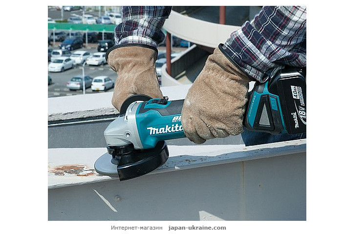 Аккумуляторная болгарка MAKITA DGA504Z