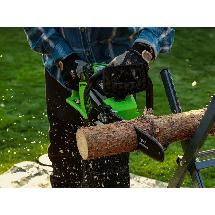 Цепная пила аккумуляторная GreenWorks GD40CS15K6