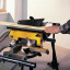 Торцовочная пила DeWALT DW711