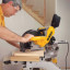 Торцовочная пила DeWALT DW717XPS