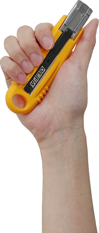 Полуавтоматический нож с сегментированным втягивающимся лезвием OLFA OL-SK-4