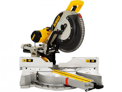 Торцовочная пила DeWALT DWS780